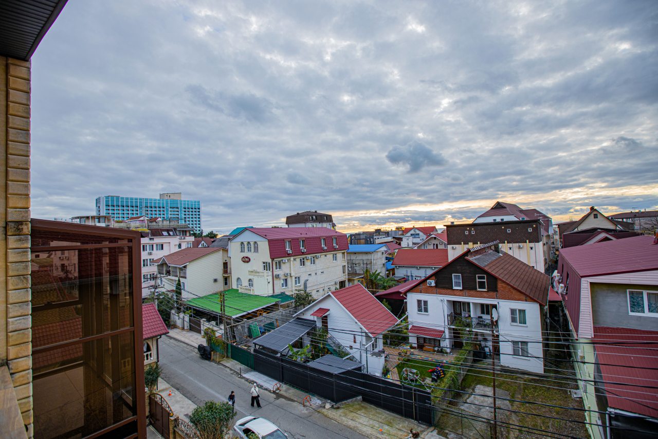 Четырехместный (Комфорт 4-местный с двуспальной и односпальной кроватями с террасой), Отель Джульетта