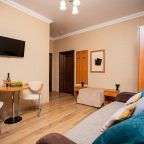 Шестиместный (Семейный двухкомнатный до 6 гостей с балконом), Отель Джульетта