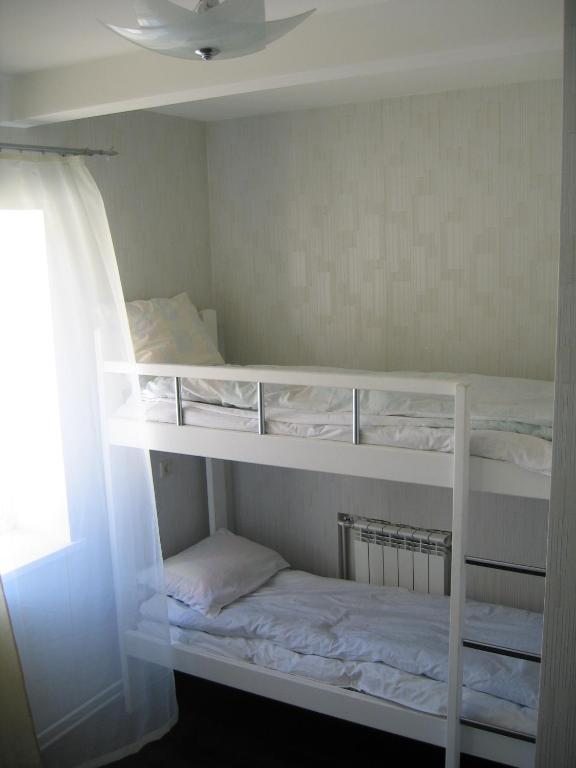 Номер (Односпальная кровать в общем номере для мужчин и женщин) хостела Иркутск на Желябова