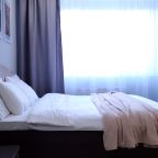 Апартаменты (Возле госпиталя Мать и дитя), Апартаменты Panda Home на Павла Шарова