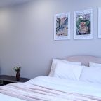 Апартаменты (Возле госпиталя Мать и дитя), Апартаменты Panda Home на Павла Шарова