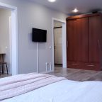 Апартаменты (Возле госпиталя Мать и дитя), Апартаменты Panda Home на Павла Шарова