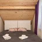 Семейный, Гостевой дом У Лолы