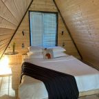Дом (У обрыва), Коттедж Your Home