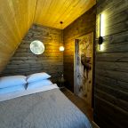 Дом (У обрыва), Коттедж Your Home