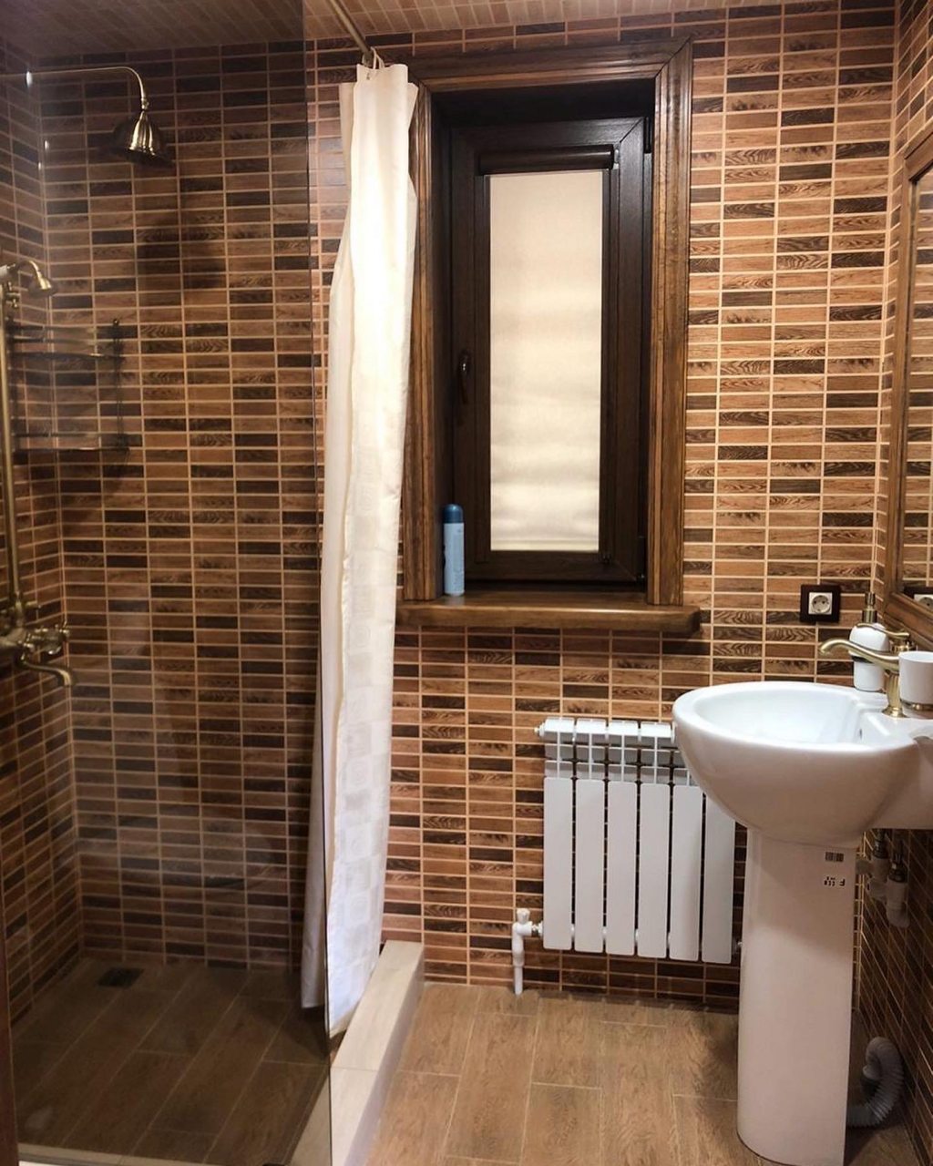 Коттедж (Коттедж с 2 спальнями), Гостевой двор Усадьба Лаура