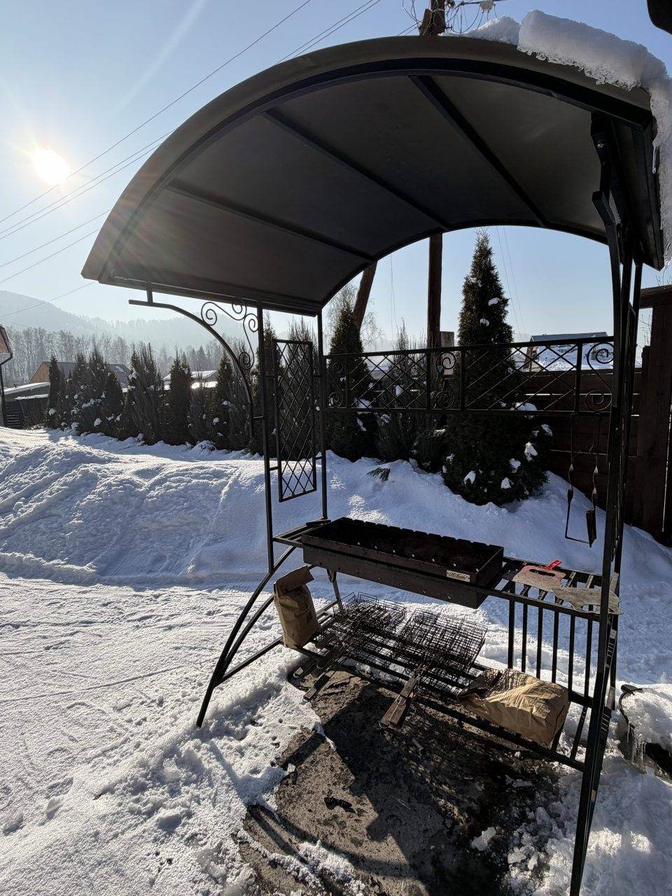 Коттедж (Коттедж с 2 спальнями), Гостевой двор Усадьба Лаура