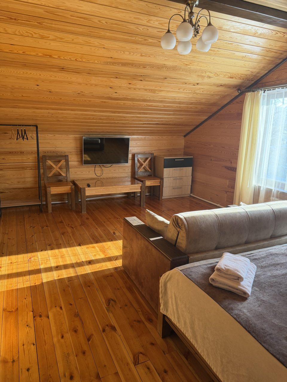 Коттедж (Коттедж с 2 спальнями), Гостевой двор Усадьба Лаура