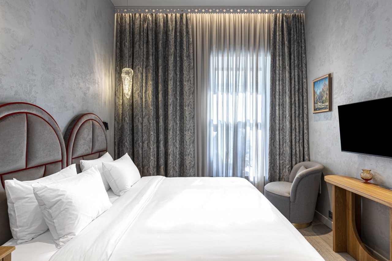 Сьюит (IMPERIYA Suite), Апарт-отель Окно