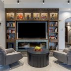 Камин, Апарт-отель Окно