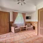 Трёхместный и более (Трёхкомнатный трёхместный), Отель Парк Птиц