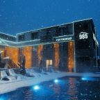 Большой подогреваемый бассейн с детской зоной, Гостиница Горная Высота 985