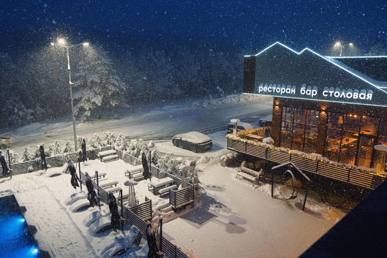 Двухместный (Стандартный с балконом и дополнительным местом), Гостиница Горная Высота 985