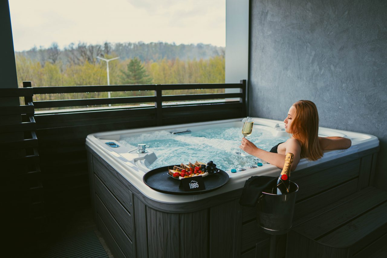 Двухместный (Улучшенный со спа-бассейном и террасой), Гостиница Горная Высота 985