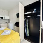 Апартаменты (Видовая студия с французским балконом), Апарт-отель NV.Hotel