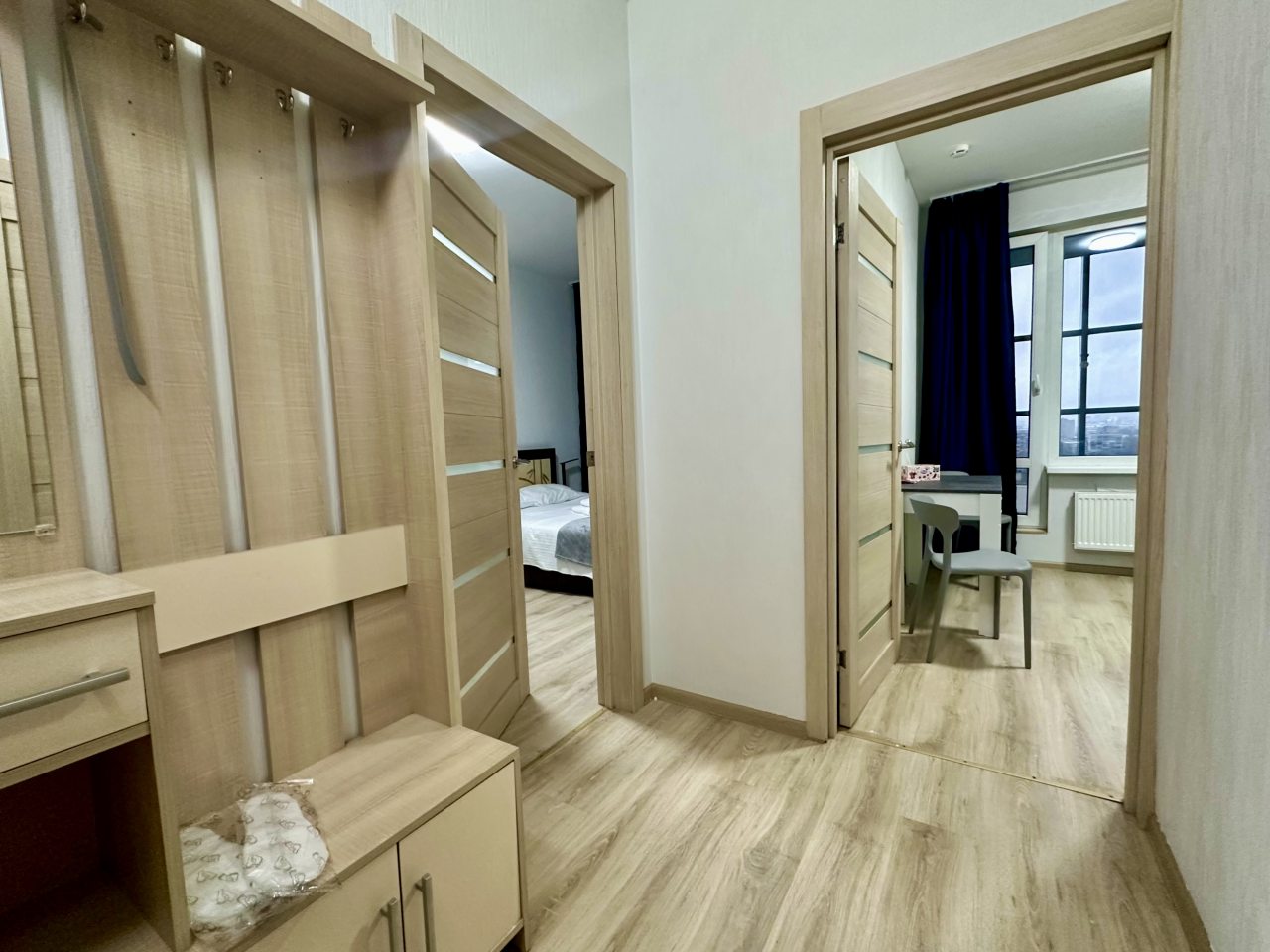 Четырехместный (Семейный однокомнатный номер с балконом и кухней.), Апарт-отель NV.Hotel