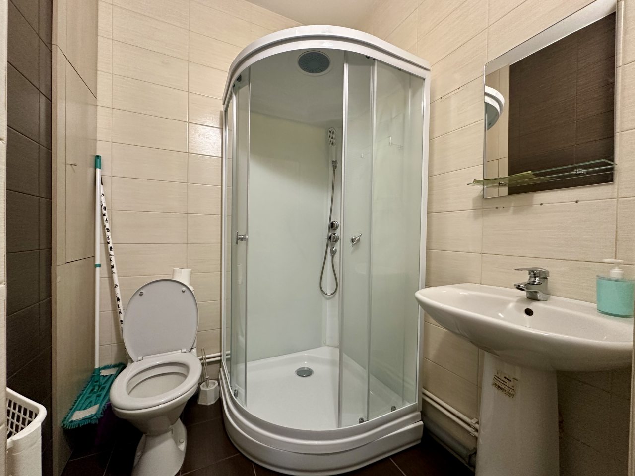 Четырехместный (Семейный однокомнатный номер с балконом и кухней.), Апарт-отель NV.Hotel