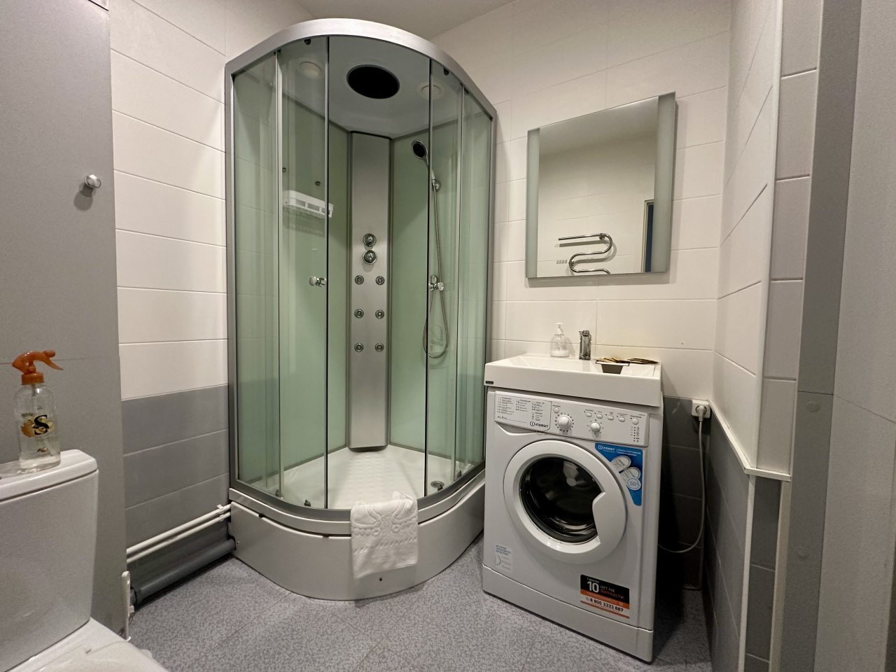 Трёхместный и более (Видовой Евро 995(5.2) 22эт), Апарт-отель NV.Hotel