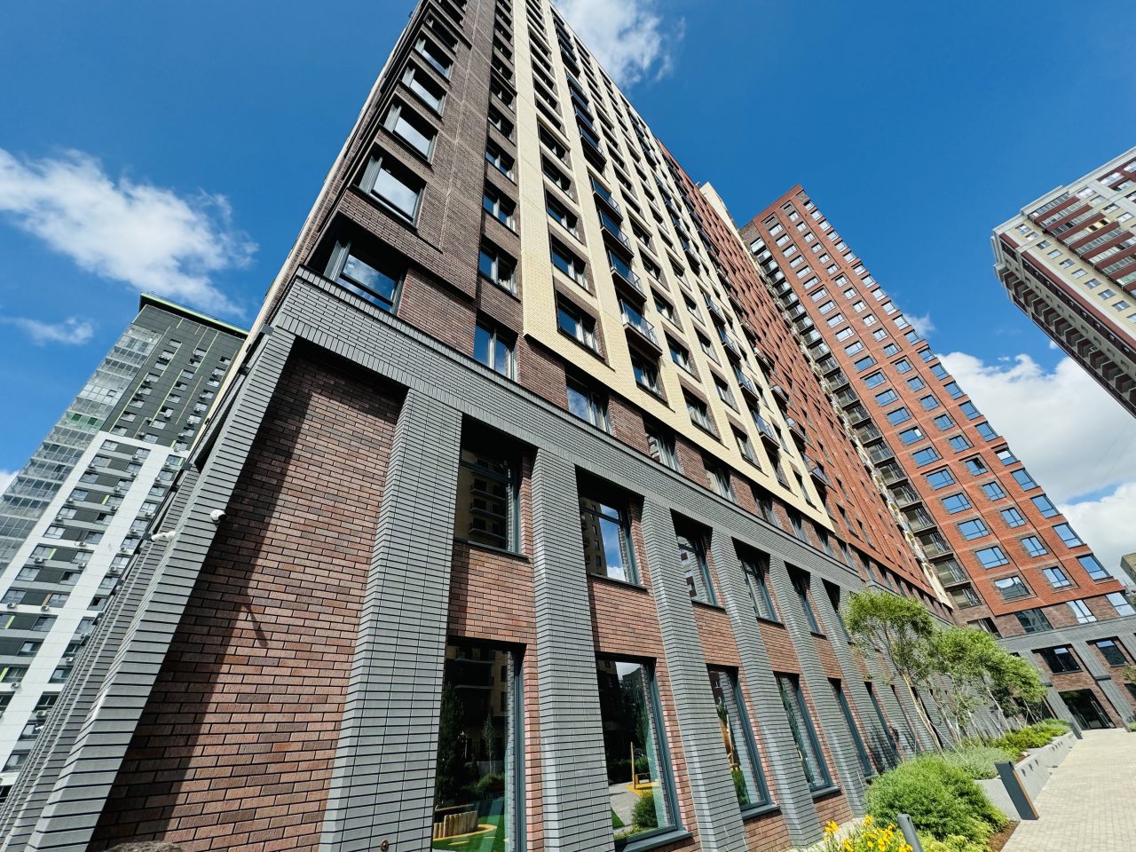 Апартаменты (Просторная евродвушка с двумя Smart-TV в резиденциях Прованс), Апартаменты Atmosfera Sna на Железнодорожной 18