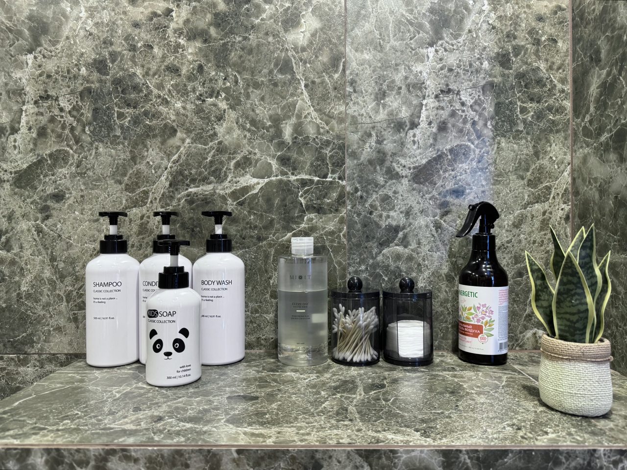 Апартаменты (Просторная евродвушка с двумя Smart-TV в резиденциях Прованс), Апартаменты Atmosfera Sna на Железнодорожной 18