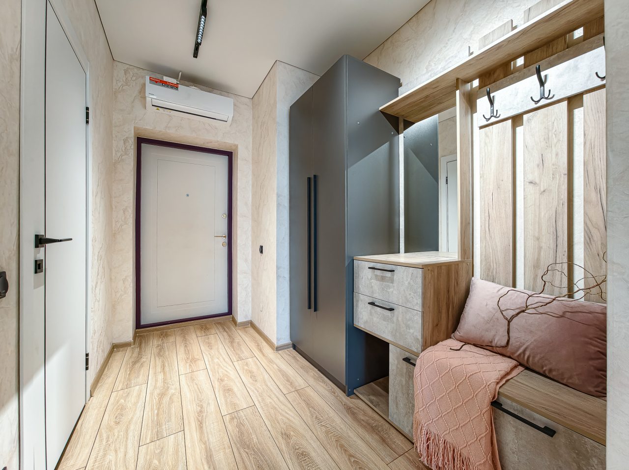 Апартаменты (Атмосфера Сна. Евродвушка Loft в городских резиденциях Прованс), Апартаменты Atmosfera Sna на Железнодорожной 18