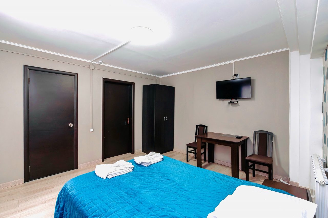 Двухместный (Стандарт двухместный с 1 двуспальной кроватью (Дом Катунь)), Гостевой дом Grand Altai Manzherok