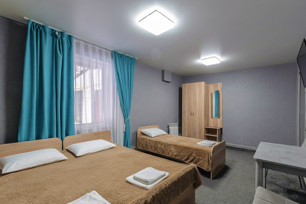 Трёхместный и более (Стандарт трёхместный (Дом кедр)), Гостевой дом Grand Altai Manzherok