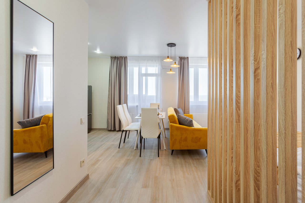 Люкс (Апартаменты RentPlaza в ЖК Логика с видом на город), Апартаменты RentPlaza 4 проезд 67