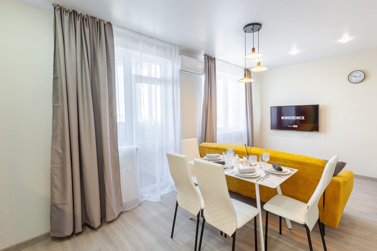 Люкс (Апартаменты RentPlaza в ЖК Логика с видом на город), Апартаменты RentPlaza 4 проезд 67