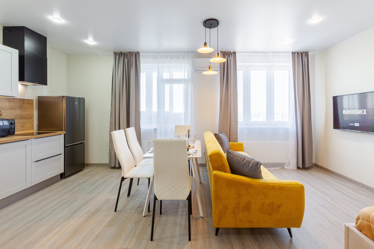 Люкс (Апартаменты RentPlaza в ЖК Логика с видом на город), Апартаменты RentPlaza 4 проезд 67