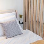 Люкс (Апартаменты RentPlaza в ЖК Логика с видом на город), Апартаменты RentPlaza 4 проезд 67