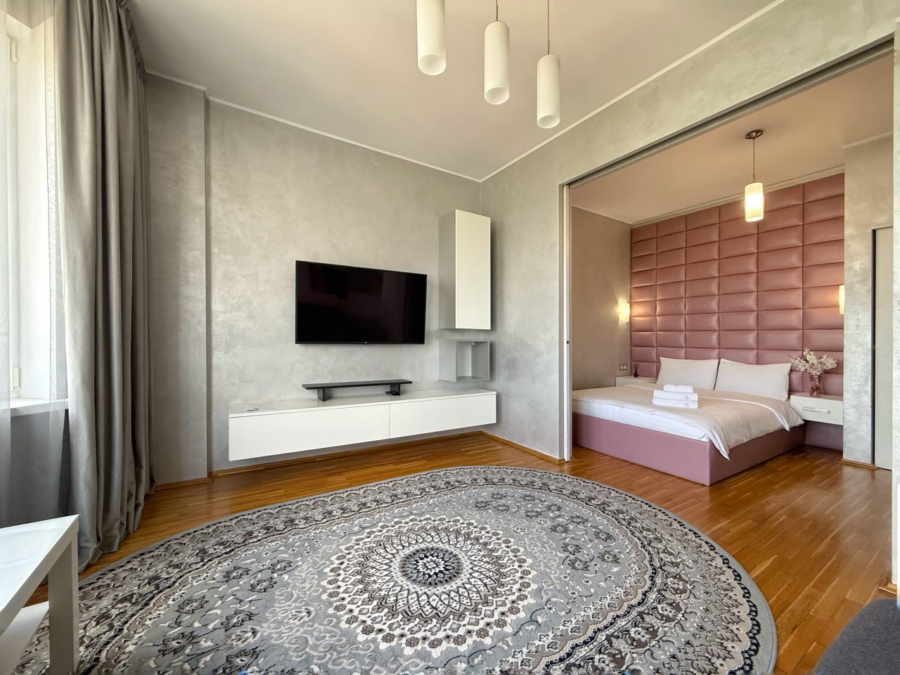 Апартаменты (Апартаменты 2-комнатные в спальном районе), Апартаменты Home Apart Surganova 5A
