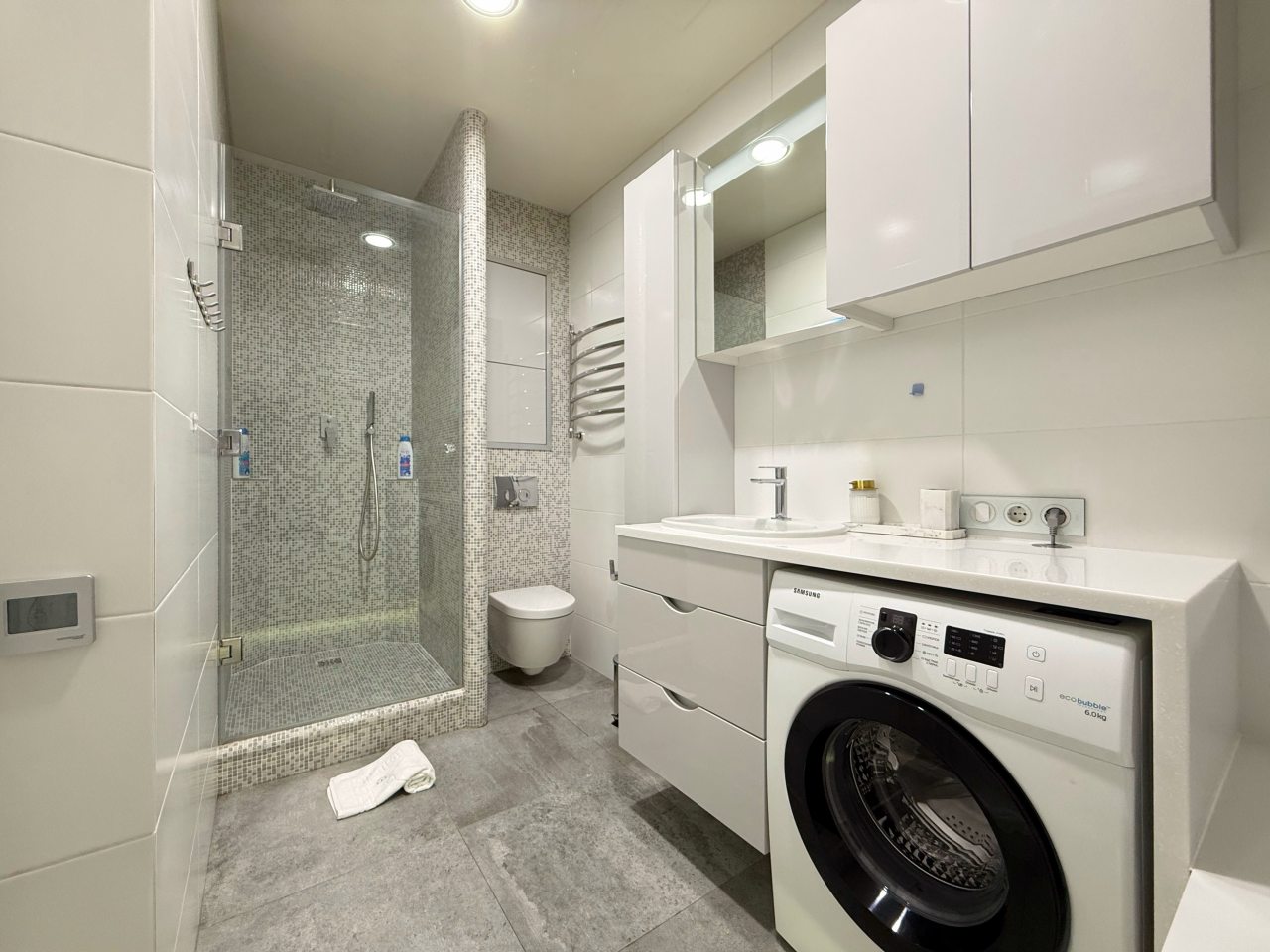Апартаменты (Апартаменты 2-комнатные в спальном районе), Апартаменты Home Apart Surganova 5A