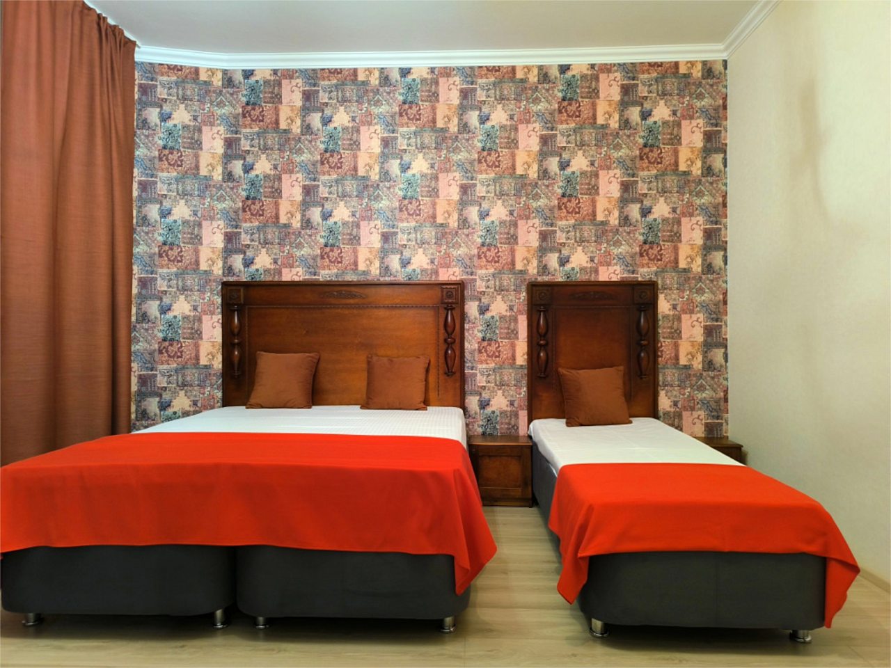 Трёхместный «Полулюкс»