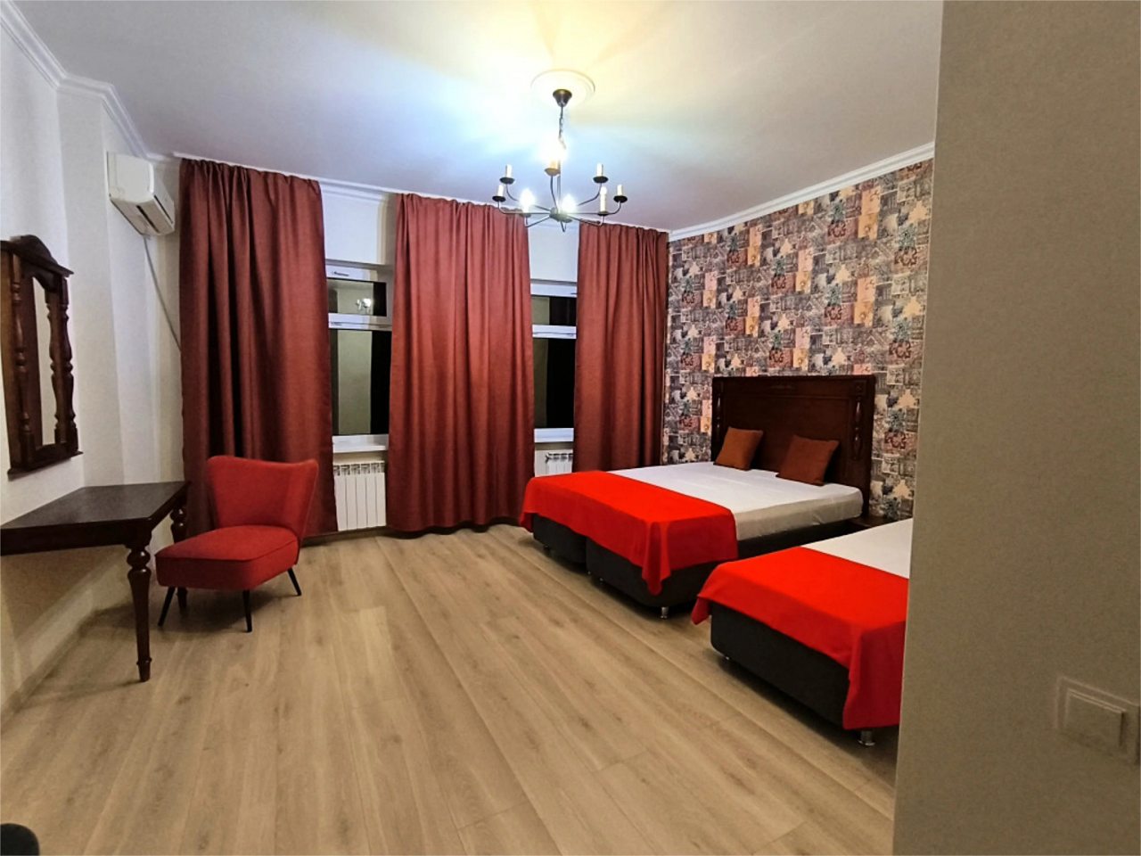 Трёхместный «Полулюкс»