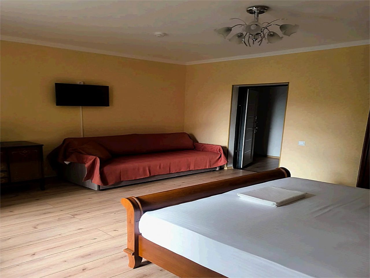 Четырёхместный «Полулюкс» с балконом