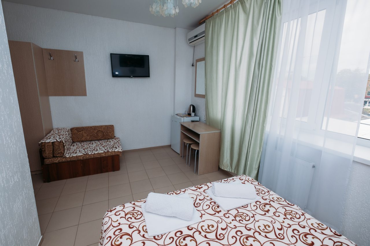 Двухместный (Улучшенный без балкона с допместом), Гостевой дом Эрсико 1