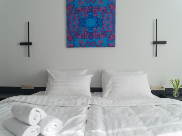 Фотография номера гостиницы Нефть