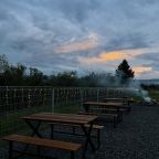 Своя ухоженная территория, Отель Юрты Жемчуг