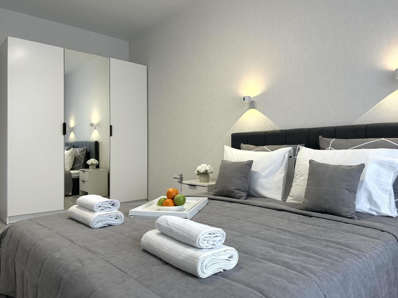 кровать двуспальная