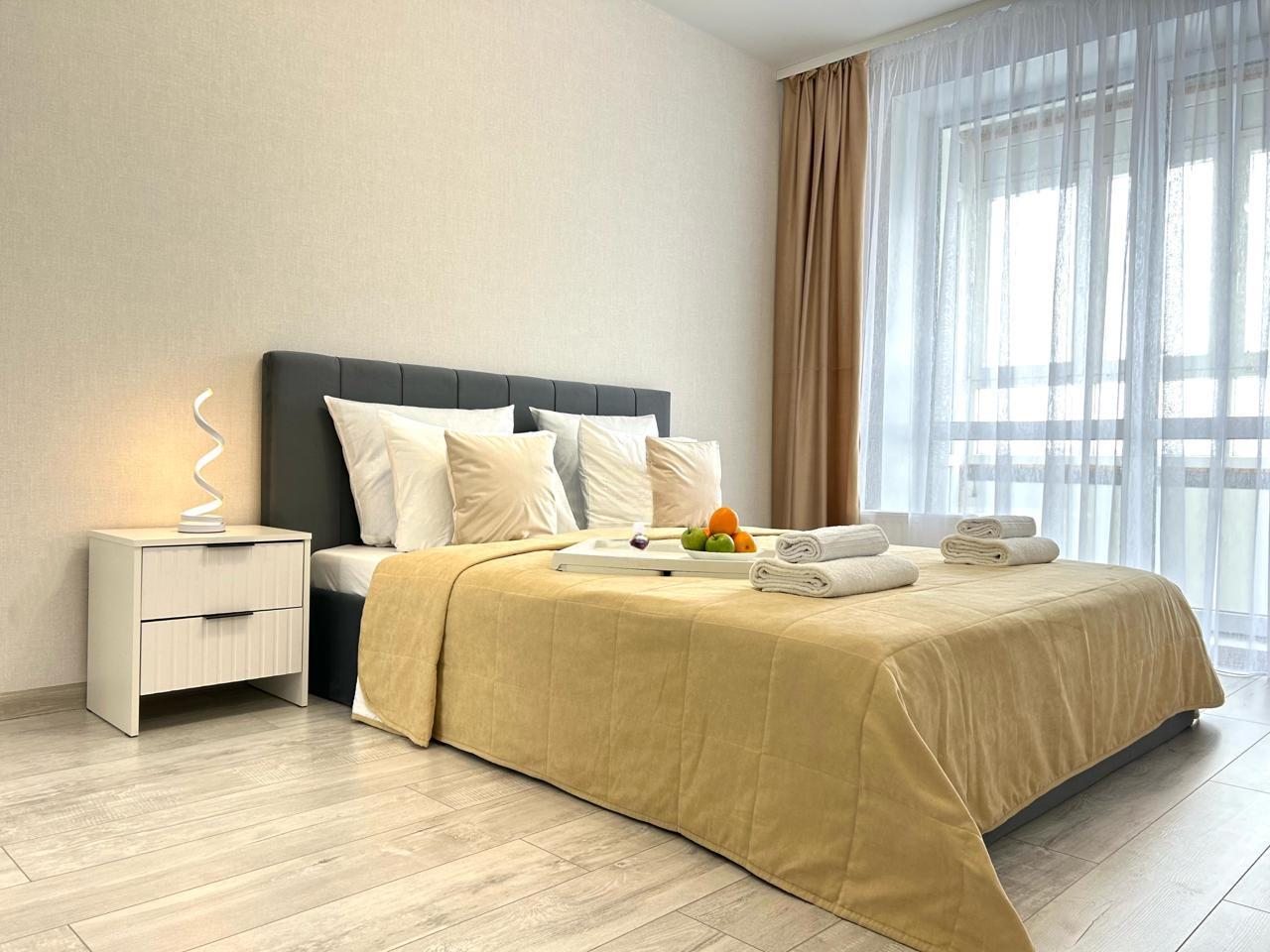 кровать двуспальная