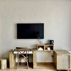 Люкс, Отель Аварал