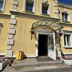 Комфортные номера , в каждом номере свой сан узел/душевая