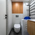 Четырехместный (Двухуровневые апартаменты для четверых около метро с личным закрытым двориком), Апартаменты Люкс в центре Москвы с закрытым патио