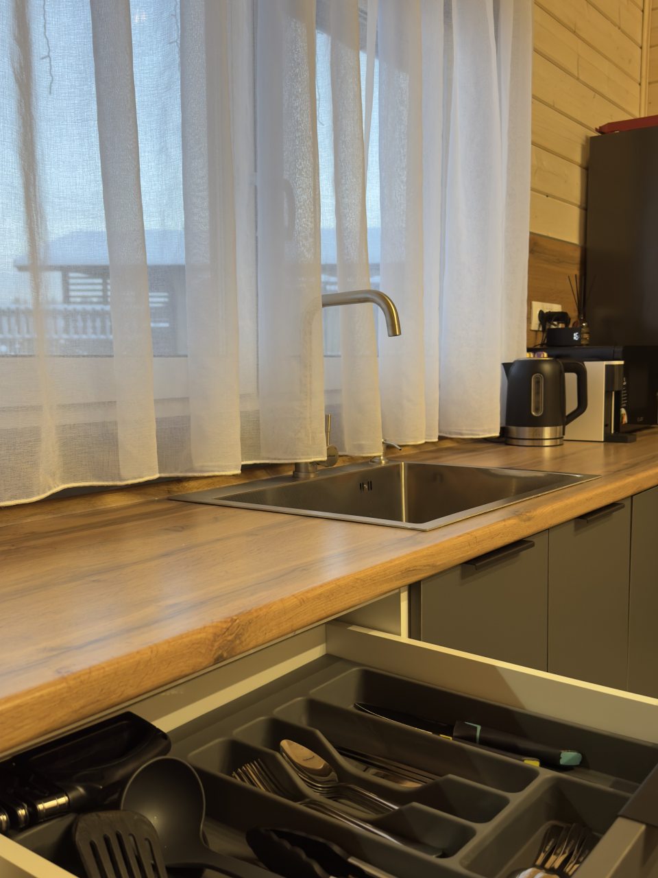 Дом (Большой / без животных), База отдыха Бережок