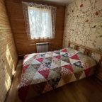Коттедж (С шестью спальнями и видом на лес), База отдыха Поляна-Вереск