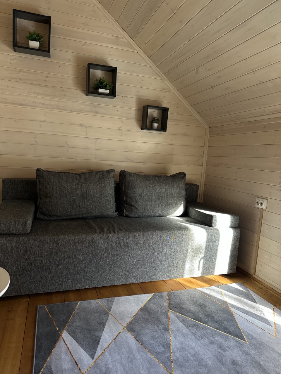 Дом (Барнхаус 1), База отдыха Дух леса