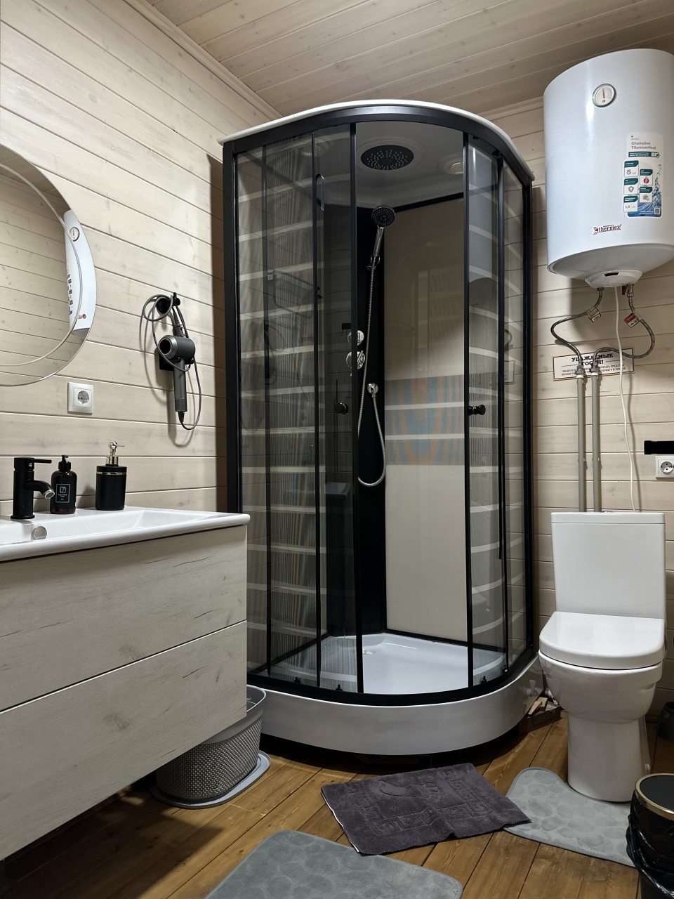 Дом (Барнхаус 1), База отдыха Дух леса