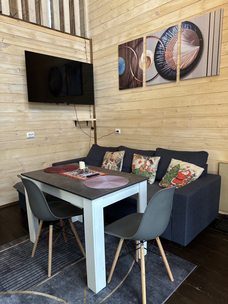 Дом (Барнхаус 2), База отдыха Дух леса