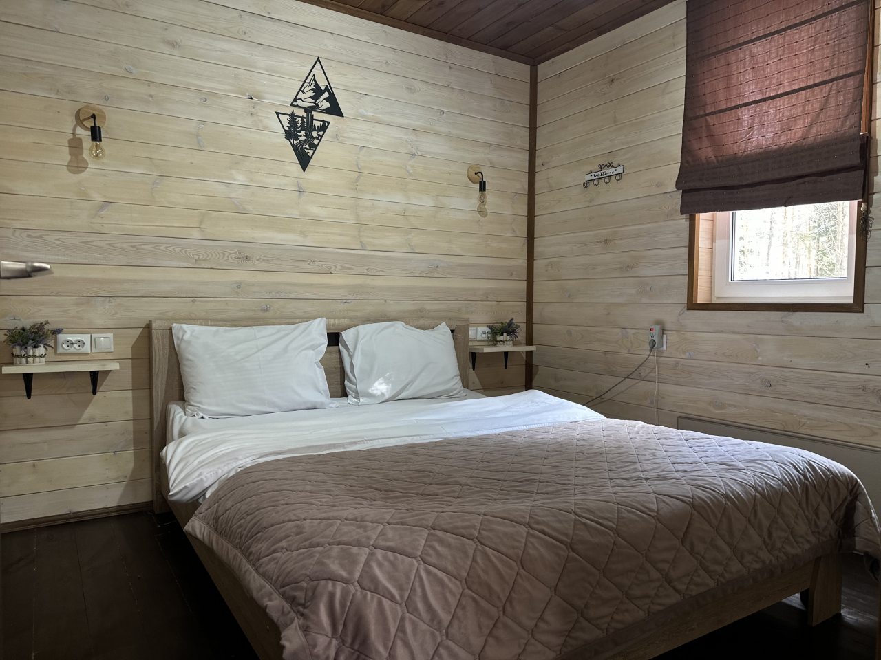 Дом (Барнхаус 2), База отдыха Дух леса